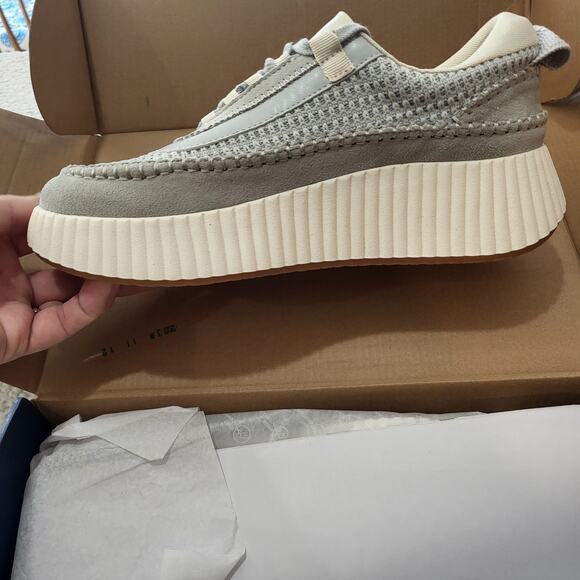 NIB WHITE MOUNTAIN Shoes Dynastic Platform Sneaker Lt grey Fabric SZ 8.5 M - Picture 3 of 6